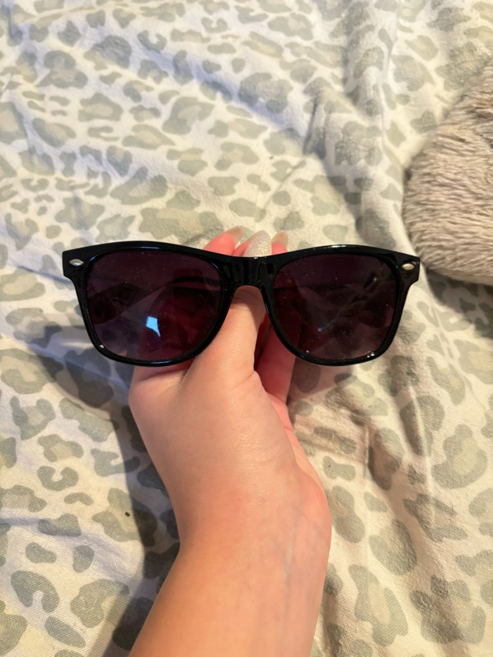 Retro Black Zebra Sunglasses 🖤🦓🔲